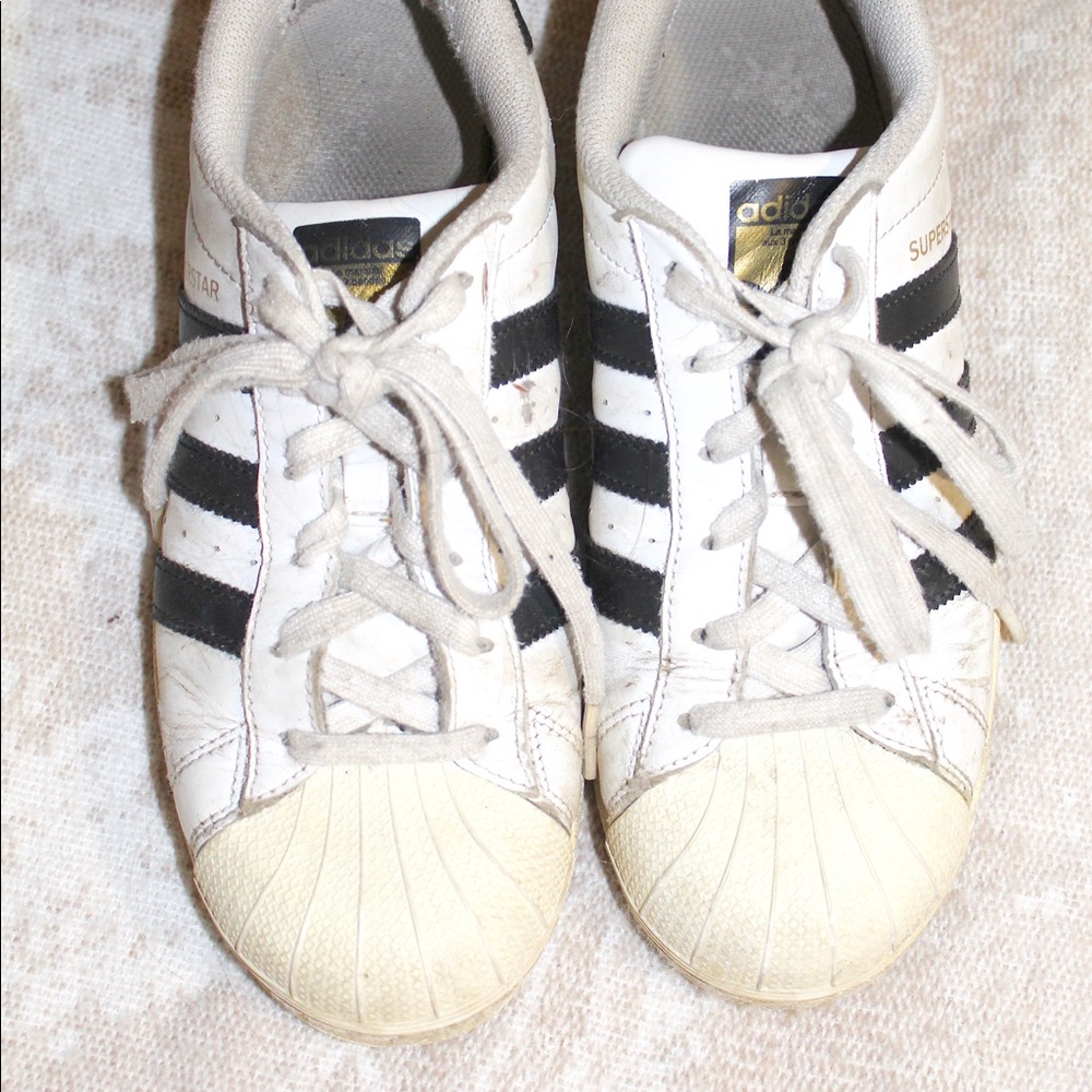 Adidas Superstar Sneakers